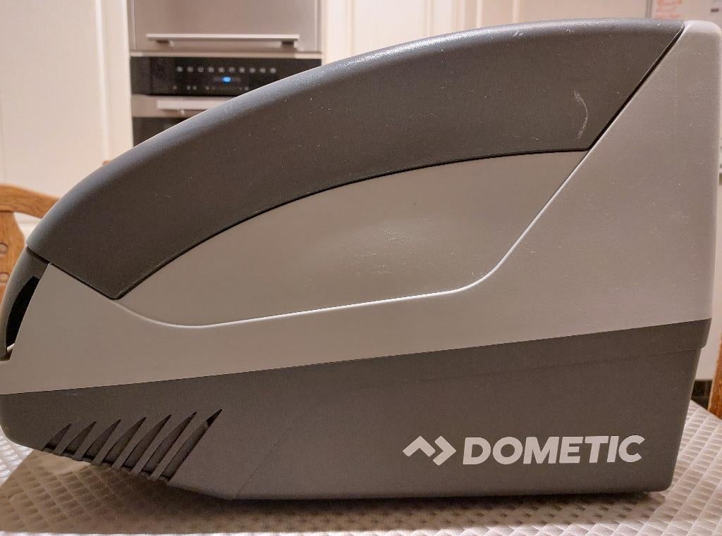 Glacière électrique DOMITEC, Autos : Divers, Enlèvement