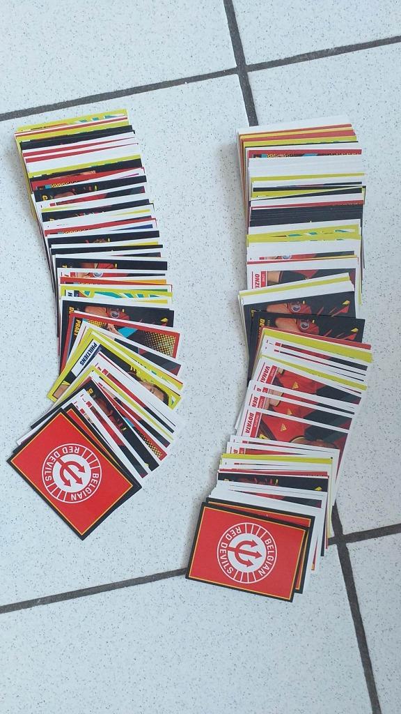 Closer to the Red devils  carrefour 2022, Collections, Enlèvement ou Envoi, Neuf