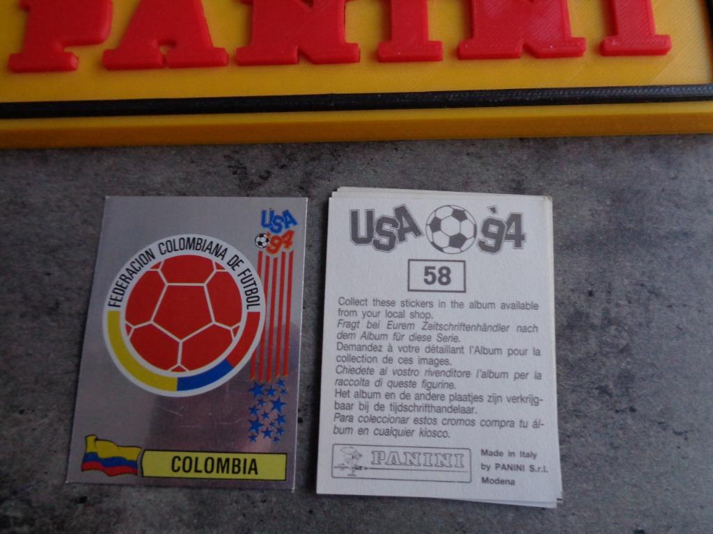PANINI VOETBAL STICKER WORLD CUP 94 USA WK EMBLEEM ***** 1X, Ophalen of Verzenden, Sticker