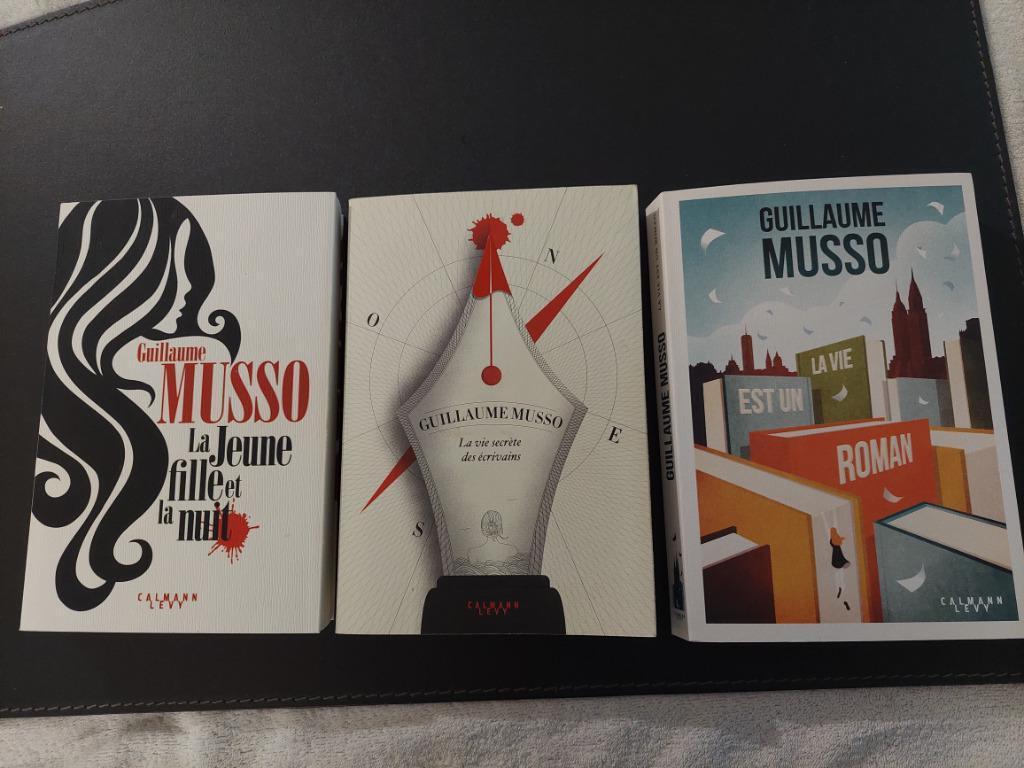 Guillaume MUSSO - LA TRILOGIE DES ECRIVAINS 3 tomes, Ophalen of Verzenden, Zo goed als nieuw