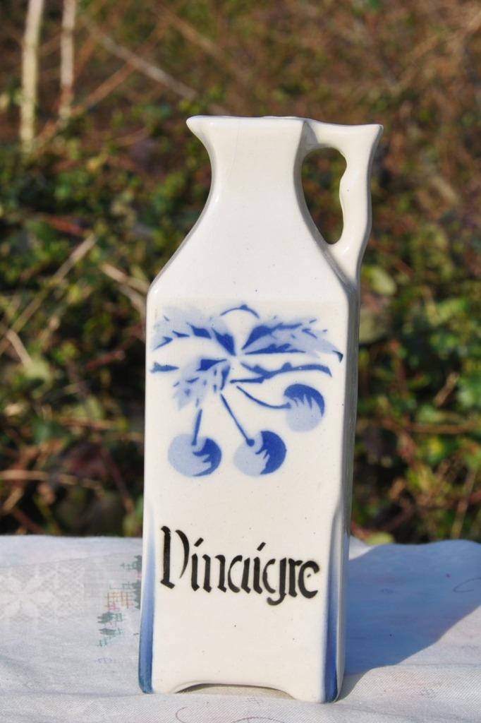 vinaigrier en faience belge, Antiquités & Art, Antiquités | Céramique & Poterie, Enlèvement ou Envoi