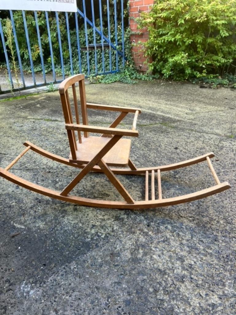 houten kinderschommel, Ophalen, Zo goed als nieuw