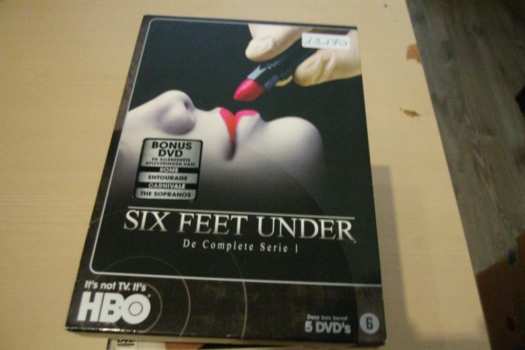 six feet under  5 disc box, Enlèvement ou Envoi