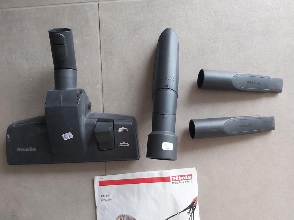 4 accessoires pour aspirateur Miele, Enlèvement ou Envoi, Comme neuf