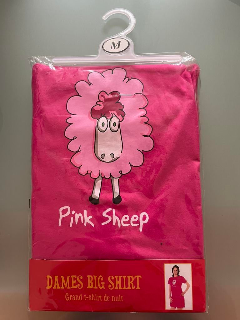 T-shirt Sleep Mouton Rose - taille M - NEUF, Vêtements | Femmes, Enlèvement, Neuf, Taille 38/40 (M)