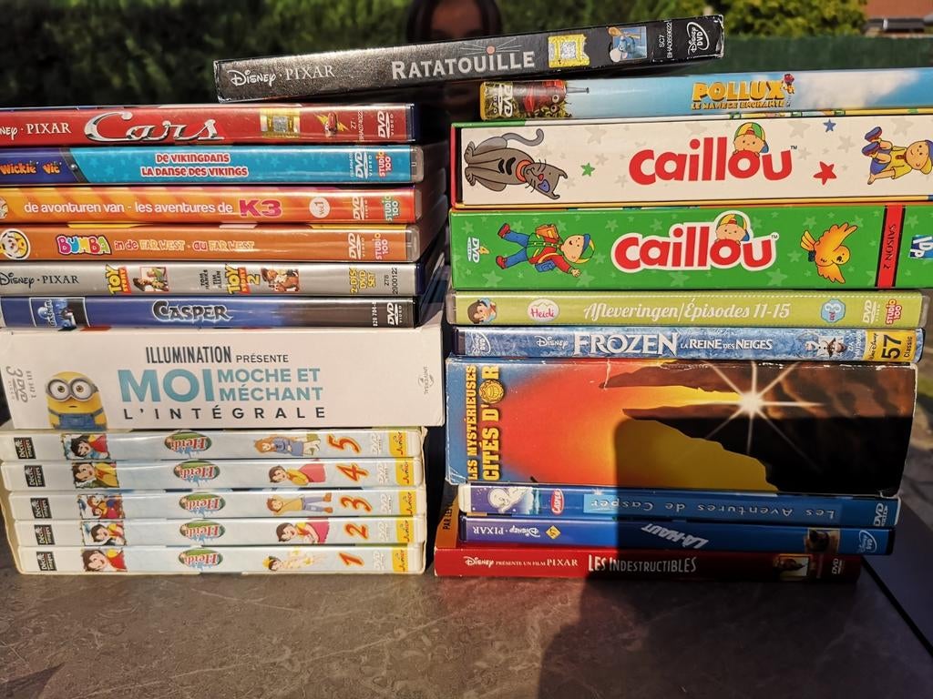 Lot de DVD, Enlèvement, Comme neuf