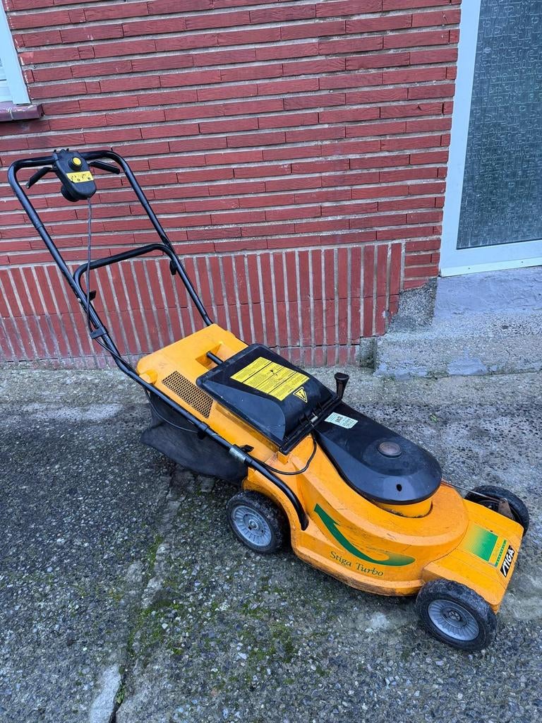 Todeuse electrique stiga a réparer  ou pour pièces, Jardin & Terrasse