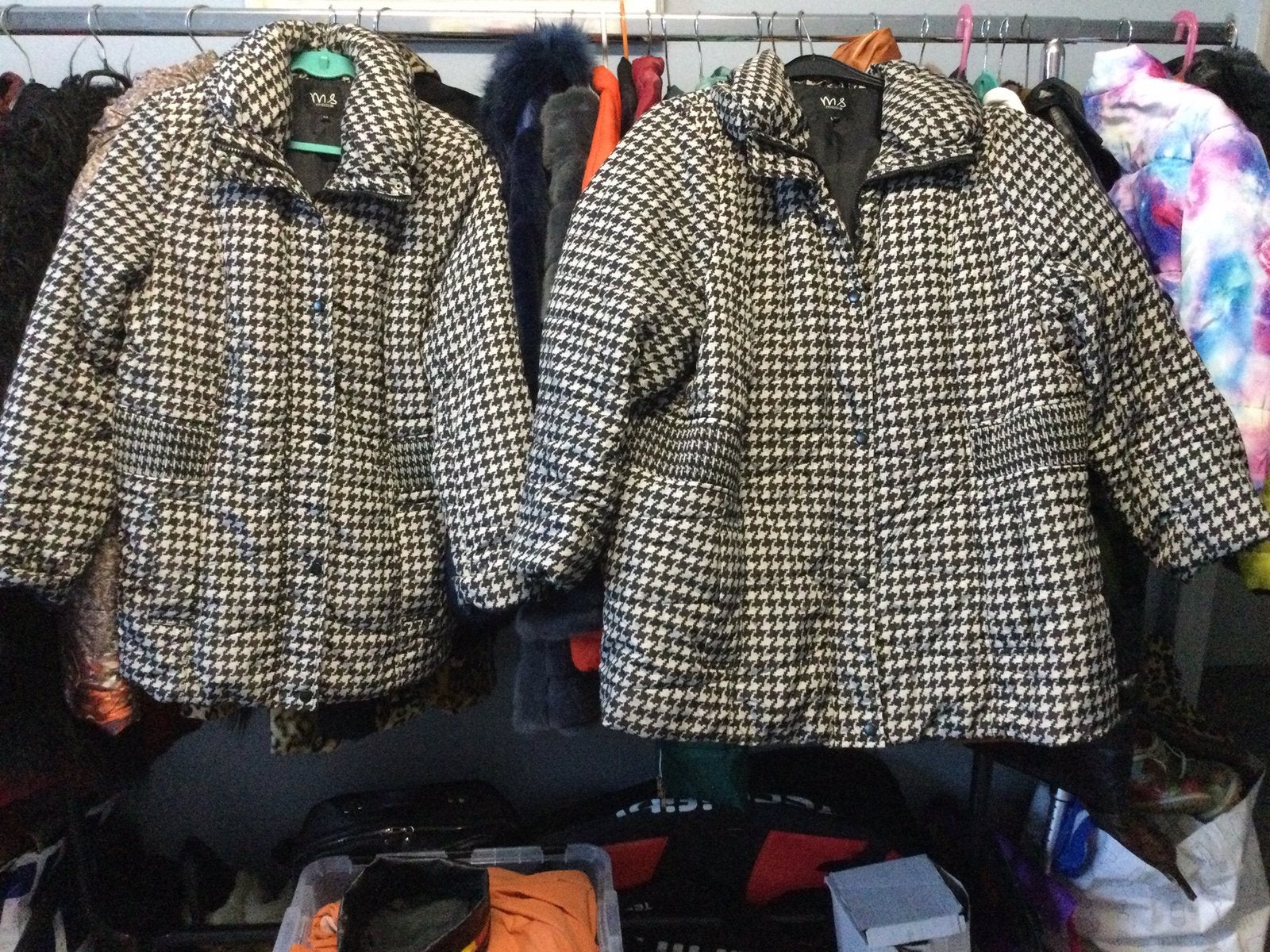 Manteau veste voir taille sur photos prix différents MP, Enlèvement ou Envoi, Comme neuf