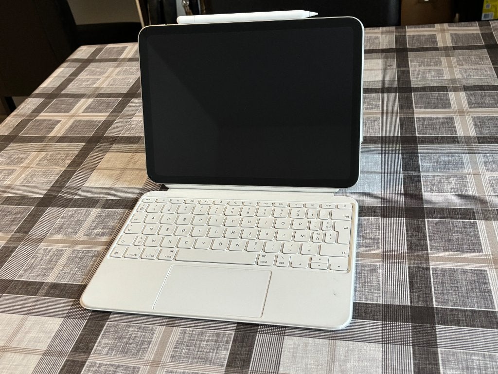 Ipad A16+toetsenbord+apple pencil, Informatique & Logiciels, Apple iPad Tablettes, Apple iPad, 11 pouces, Enlèvement, Utilisé