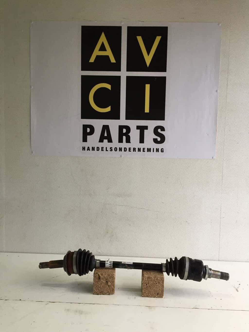 Toyota Rav 4 aandrijfas steekas 43420-0R080. 13-19, -, Toyota, Utilisé, -
