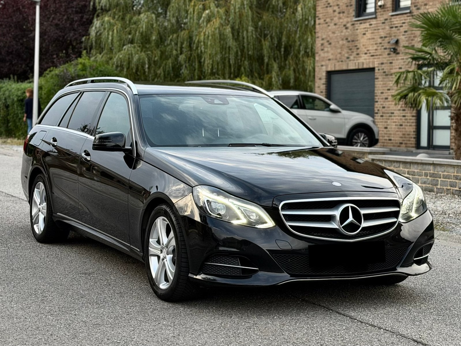 Mercedes Benz classe E220 pack AMG, Auto's, Zwart, Zwart, Leder, Diesel