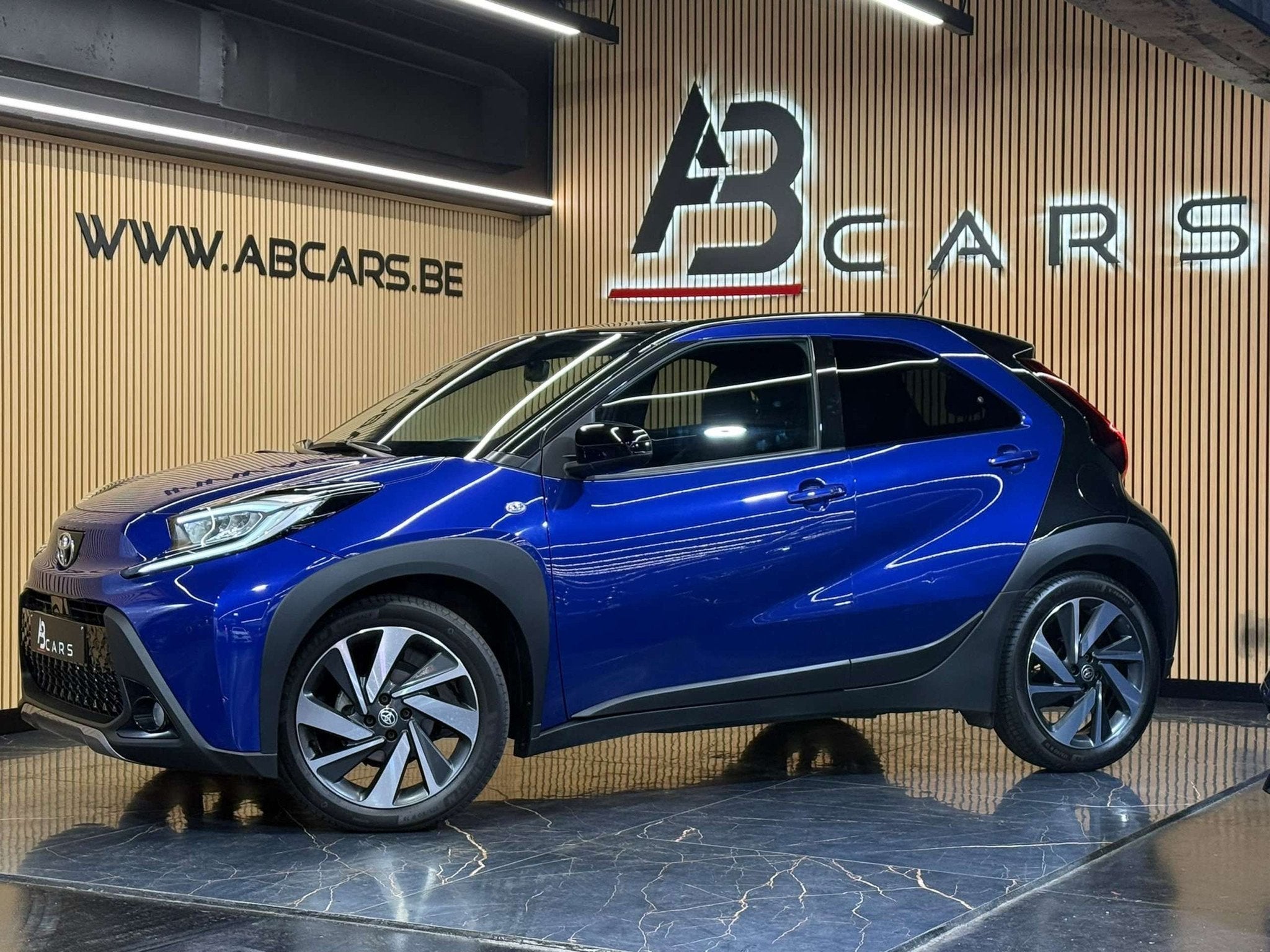 Toyota Aygo X * BOITE AUTO * GARANTIE 12 MOIS *, Autos, Achat, 998 cm³, Entreprise, Ordinateur de bord