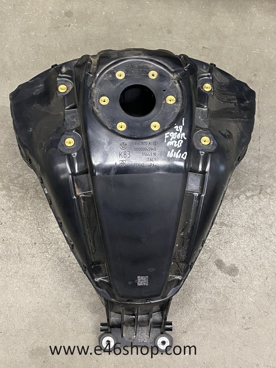 BENZINE TANK BMW F900R OE 8567870, -, Utilisé, -, -