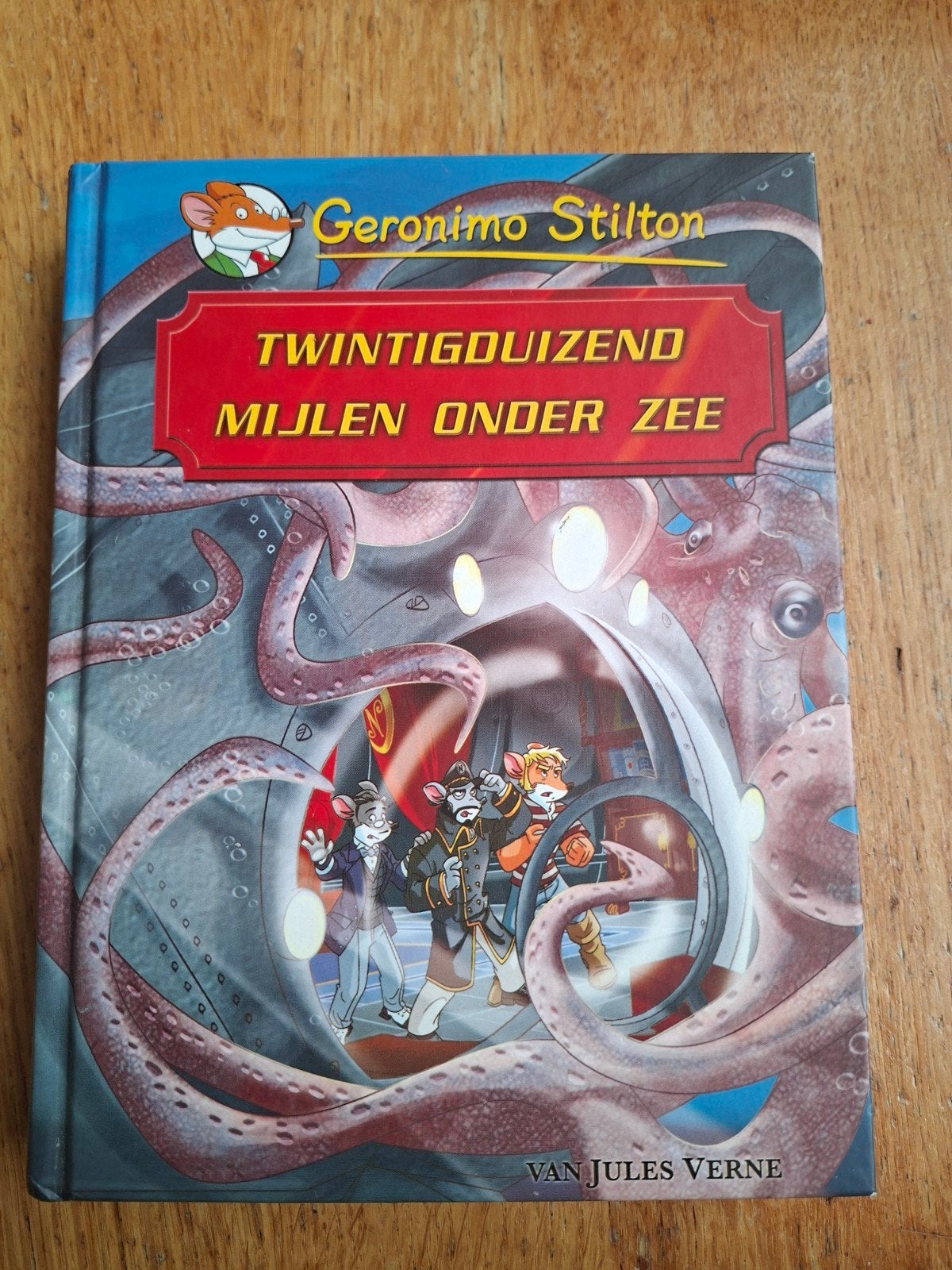 Geronimo Stilton - twintigduizend mijlen onder zee, Ophalen of Verzenden
