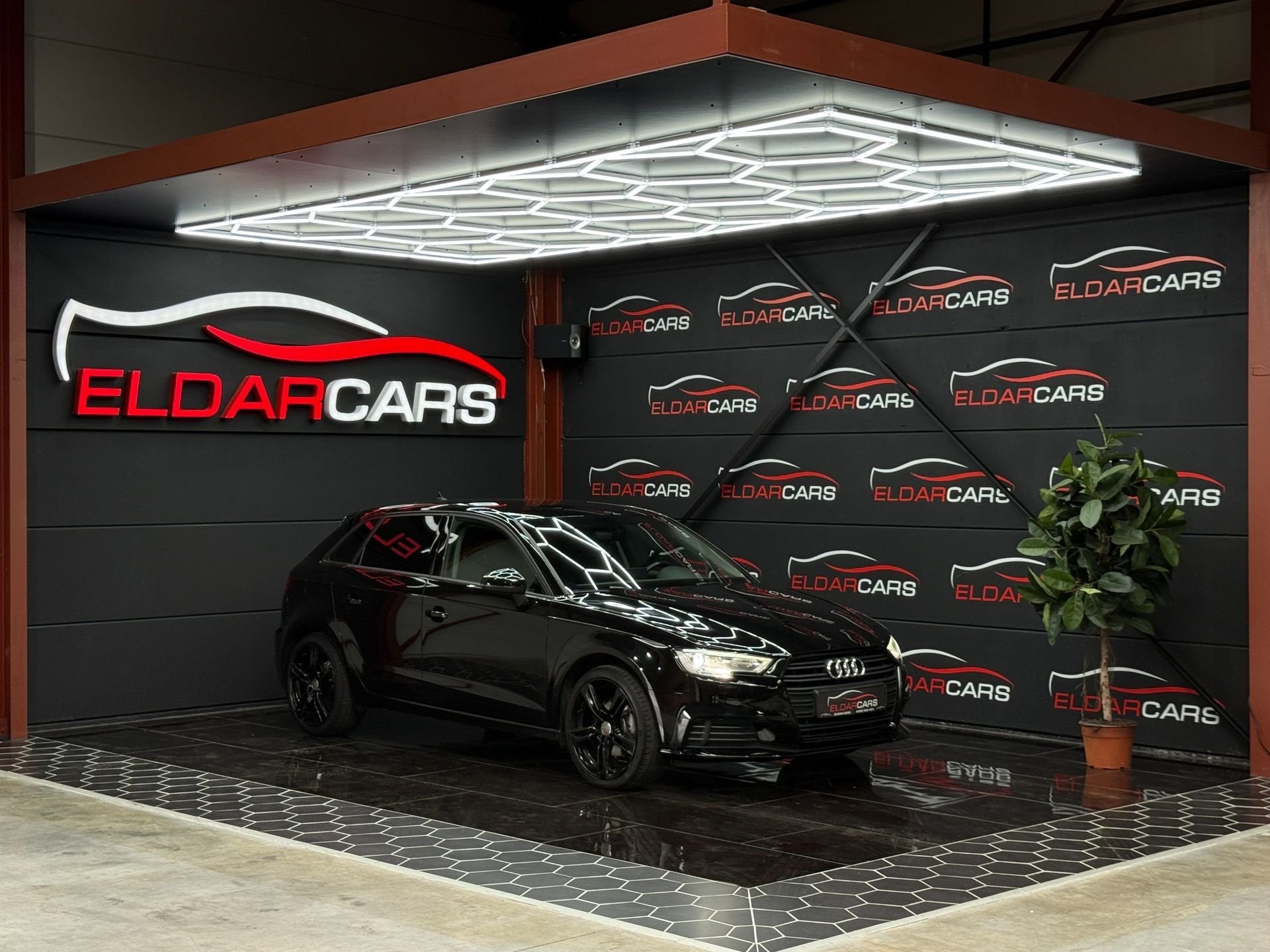 Audi A3 Sportback met Keuring voor Verkoop!, Auto's, Audi, Voorwielaandrijving, Gebruikt, Euro 6, Zwart