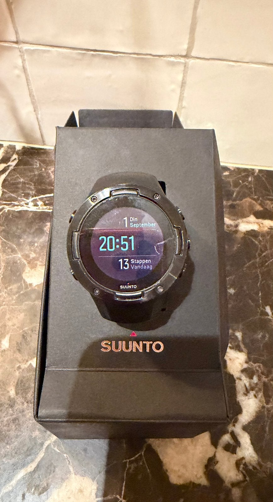 Montre de sport Suunto, Enlèvement, Utilisé, Noir