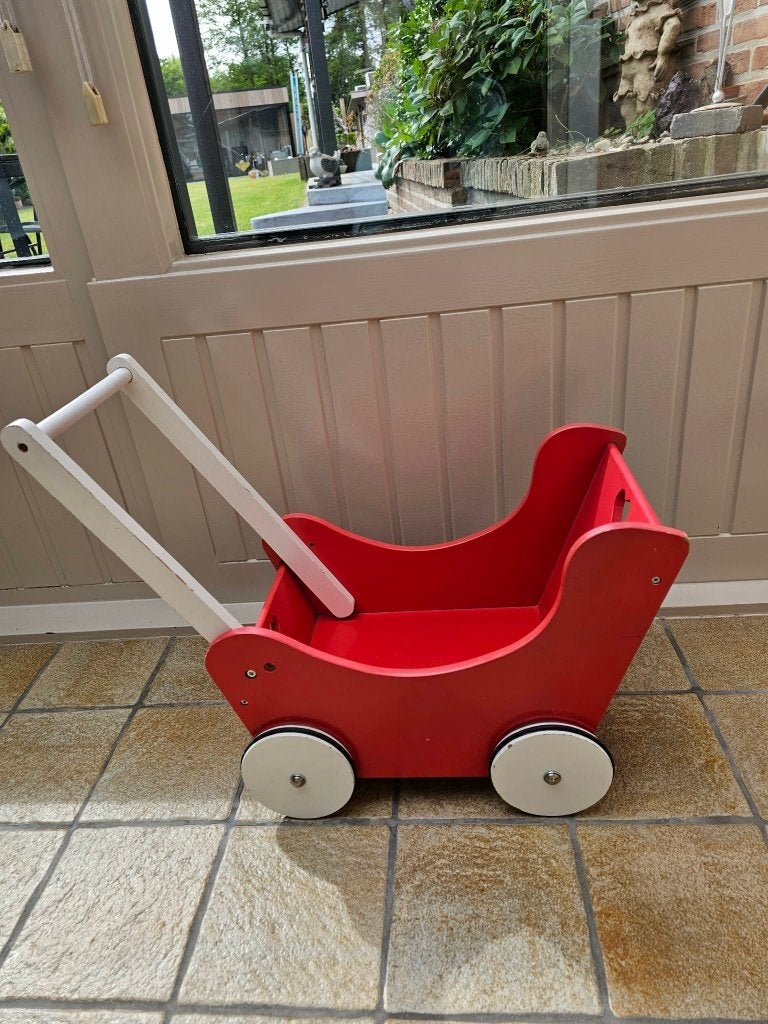 Houten buggy voor pop, Enfants & Bébés, Jouets | Poupées, Enlèvement, Utilisé, Baby Pop