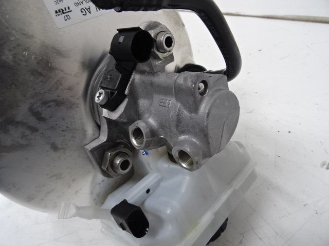 HOOFDREMCILINDER Audi Q7 (4MB / 4MG) (01-2015/12-2019), Gebruikt, Audi
