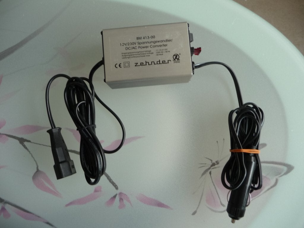 convertisseur 12v/230v zehnder, Enlèvement, Comme neuf
