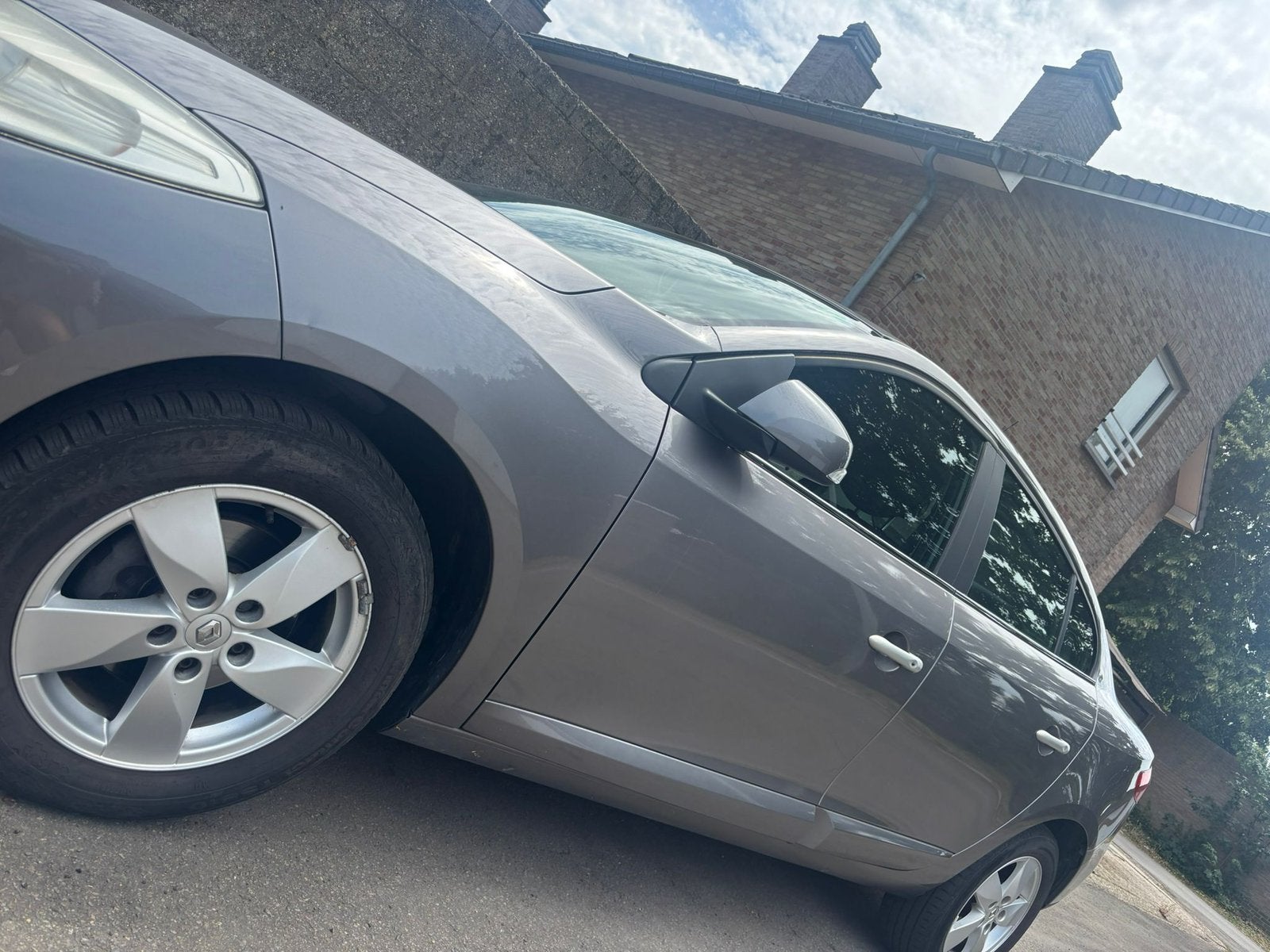 Renault Fluence 1.5dci, Autos, Renault, Cuir, Argent ou Gris, Achat, 1280 kg