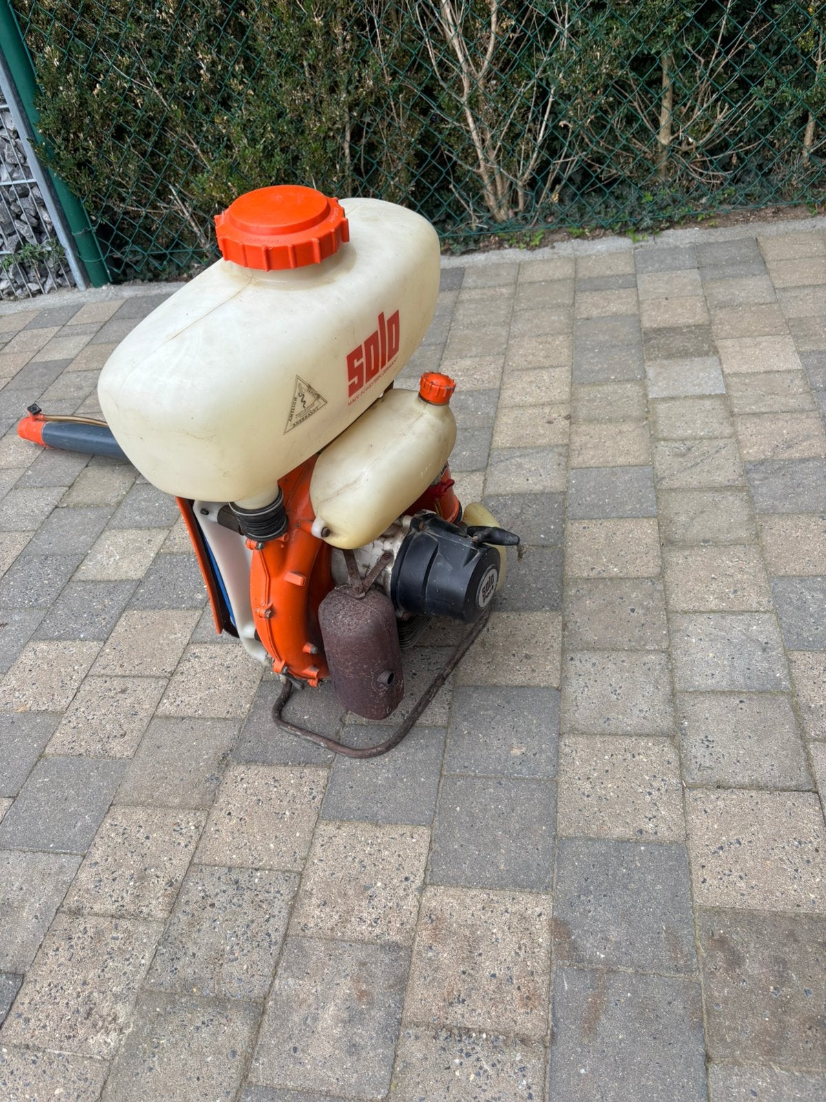 Benzine Rugsproeier solo, Tuin en Terras, Ophalen, Gebruikt