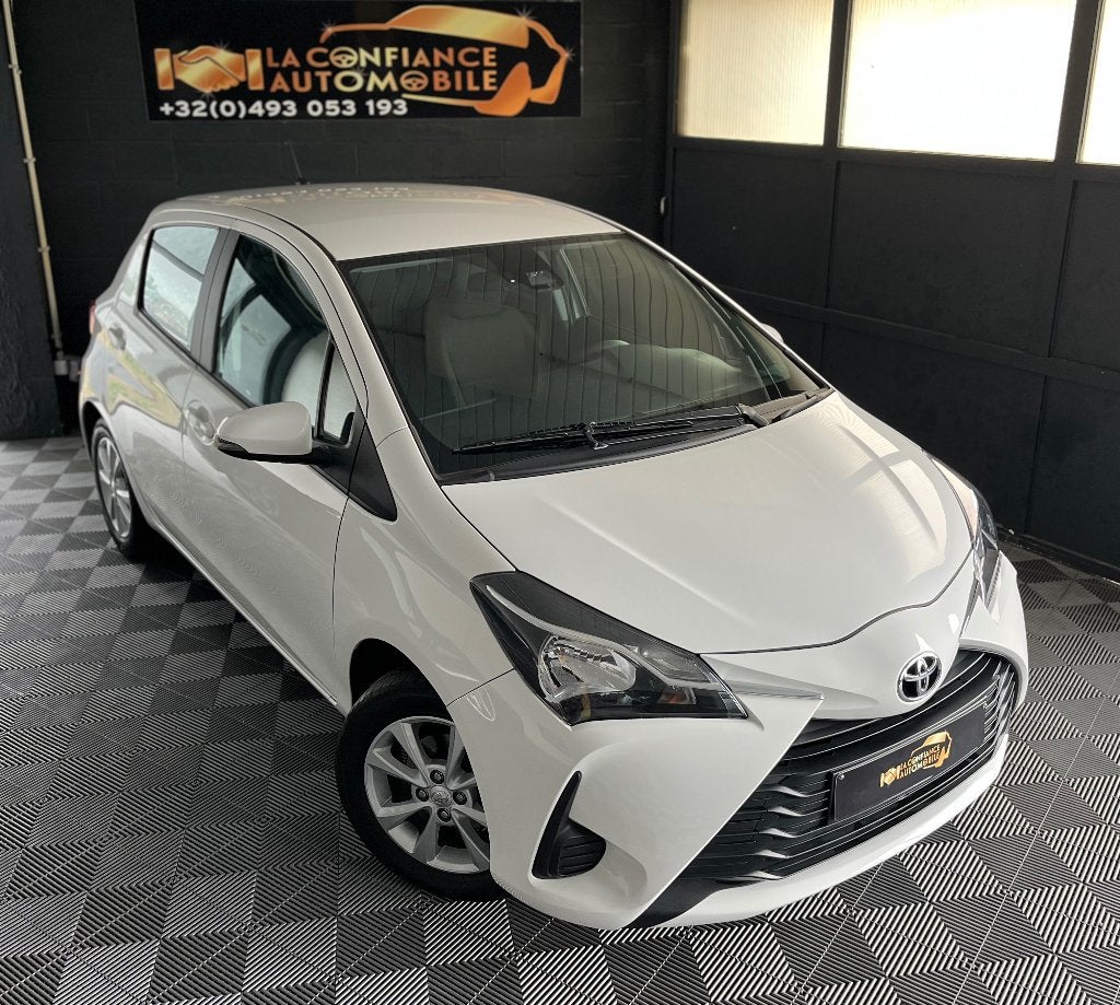 Toyota Yaris 1.5i 1e eigenaarsgarantie 12 maanden, Auto's, Toyota, Voorwielaandrijving, Stof, 4 cilinders, https://public.car-pass.be/vhr/e8f569ca-1240-4d16-bbd9-c881acd523f5?lang=fr