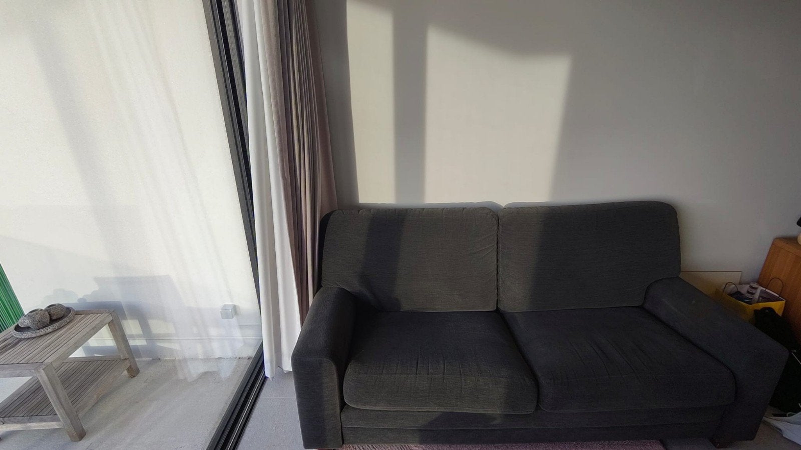 Zetel drie-zit in grijs ribbelstof, Huis en Inrichting, Ophalen, Grijs