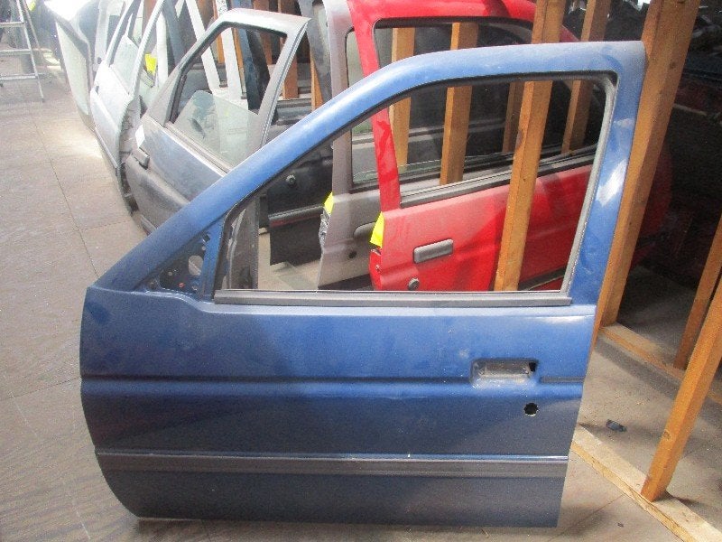 PORTIER LINKS VOOR Ford Escort 5 (AAL / ABL), Auto-onderdelen, Gebruikt, Deur, Voor, Henry-Ford-Straße  1
50735  Köln, DE