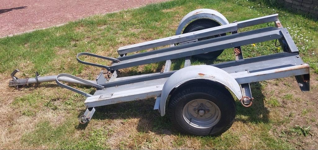 Aanhanger voor 2 moto's of brommers, Ophalen