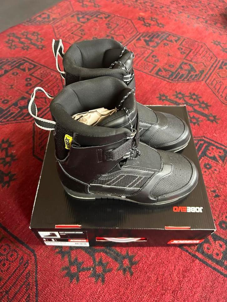 Jobe drift wakeboard sneaker 41/42, Watersport en Boten, Wakeboarden, Ophalen, Zo goed als nieuw