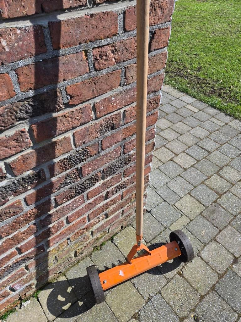 Verticuteerhark met wielen en steel, Tuin en Terras, Ophalen