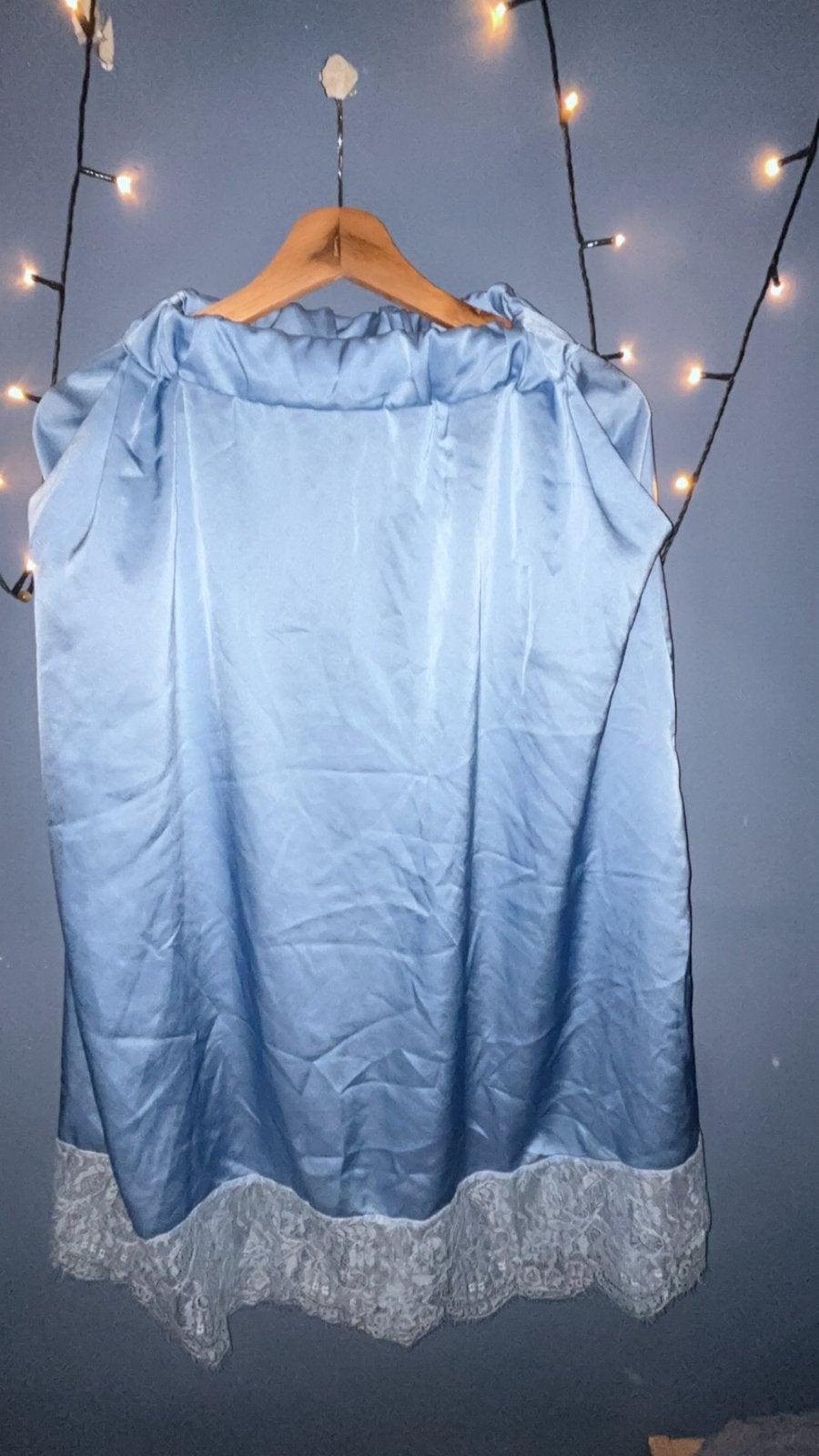 Jupe bleue, Enlèvement, Comme neuf