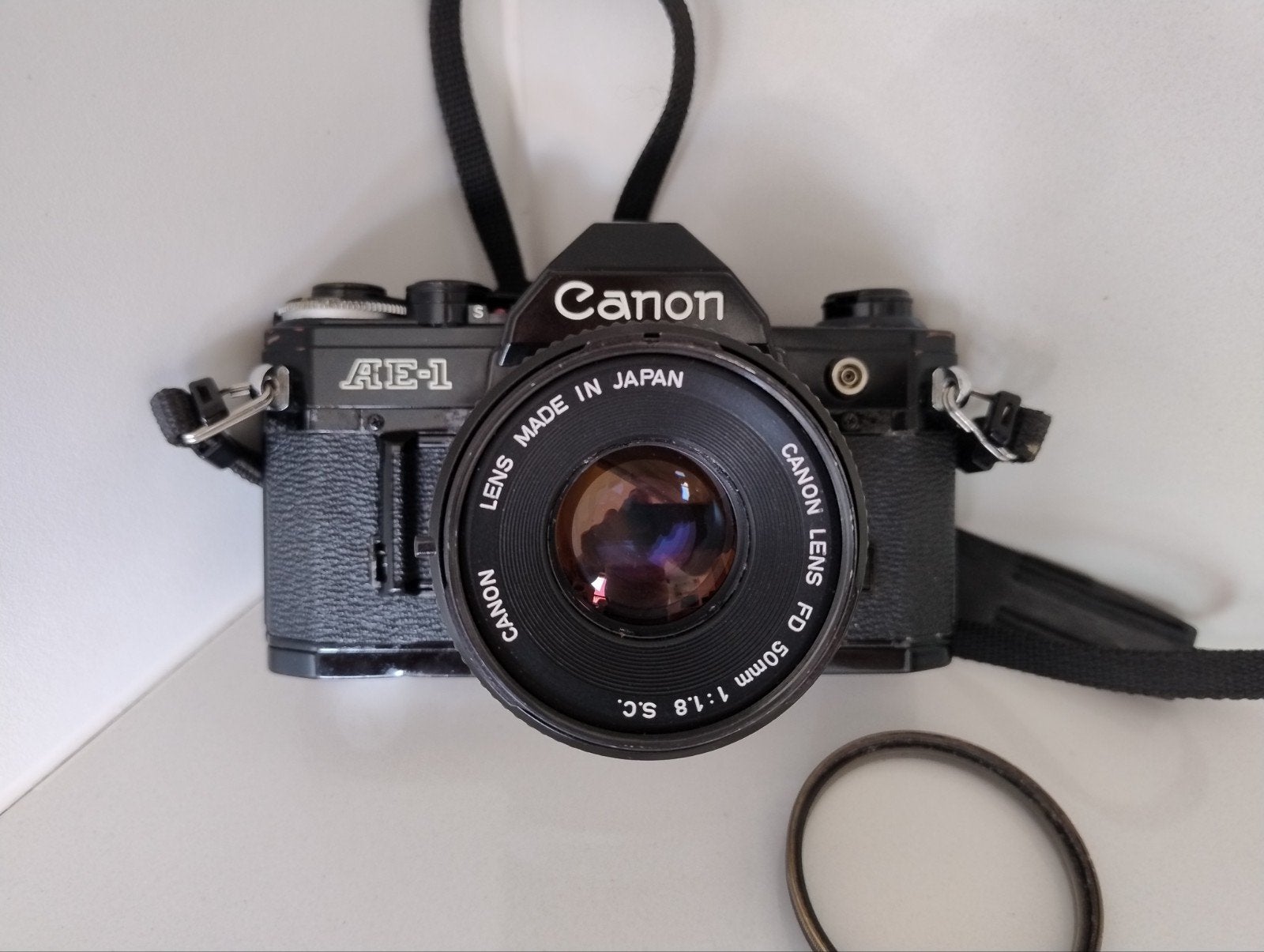 Appareil photo Canon AE1 avec objectif 50 mm 1:1,8 S.C. avec, TV, Hi-fi & Vidéo, Appareils photo analogiques, Enlèvement ou Envoi