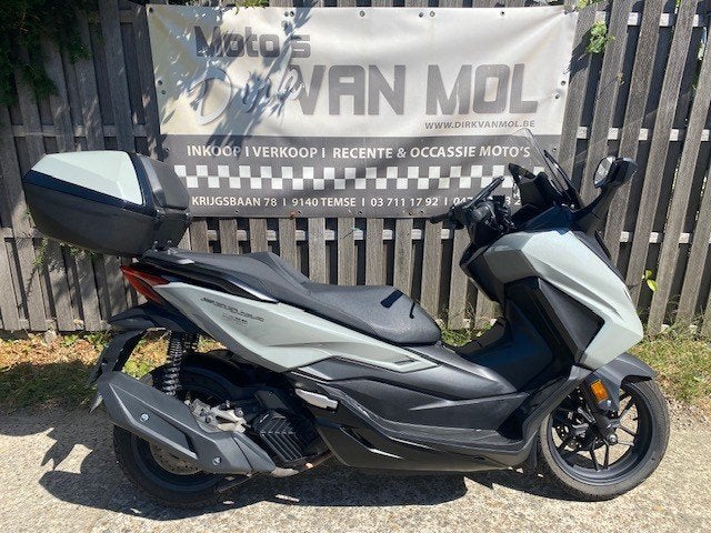 honda forza 125 abs bj 2024 zeer goede staat + opties, Motoren, Motoren | Honda, Scooter, 125 cc, 11 kW of minder, Automaat