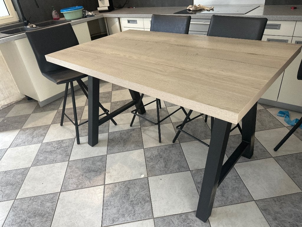 Keukentafel, Ophalen, Zo goed als nieuw, Vier personen, Rechthoekig