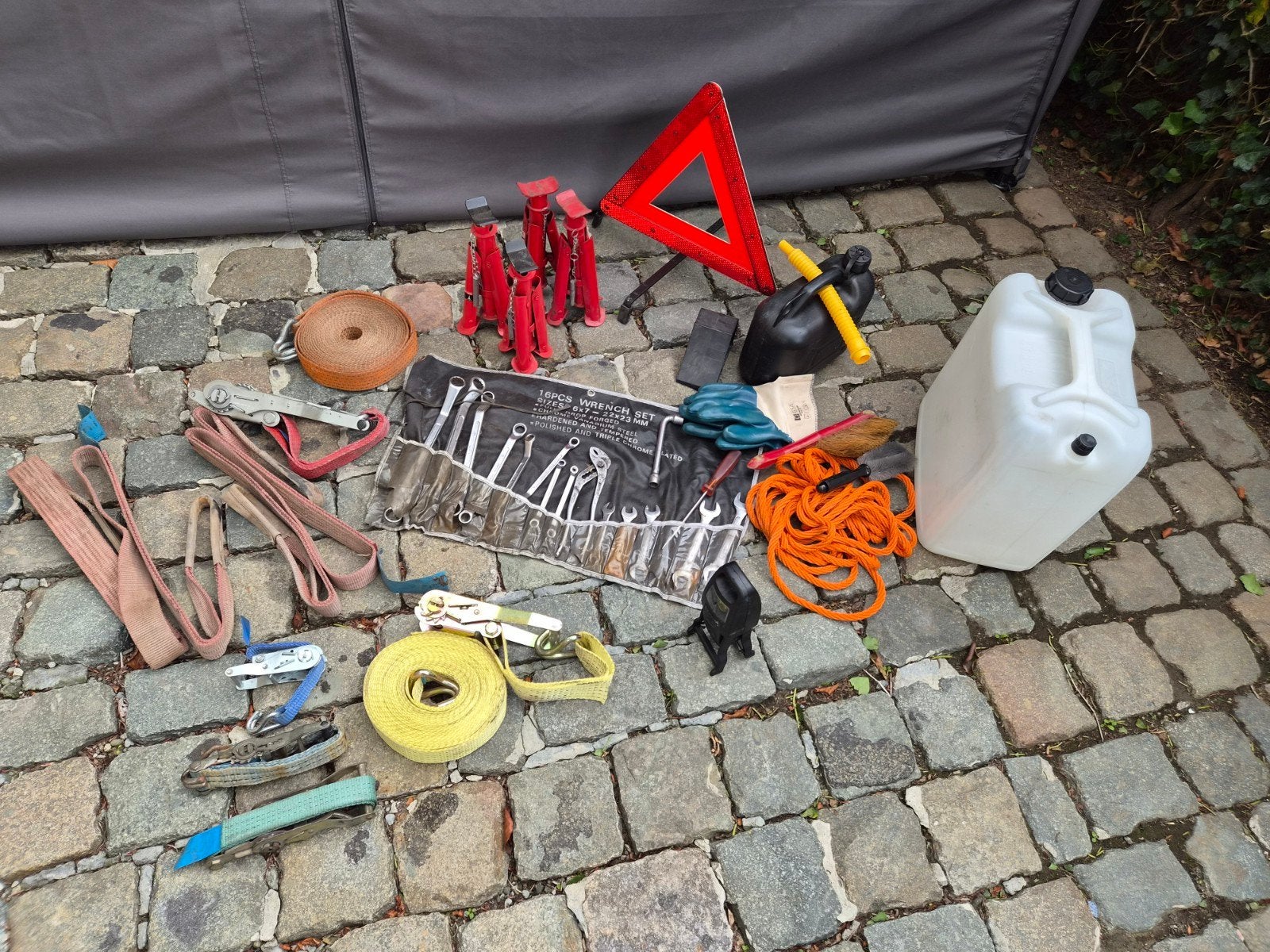 Werkmateriaal gereedschap, Ophalen