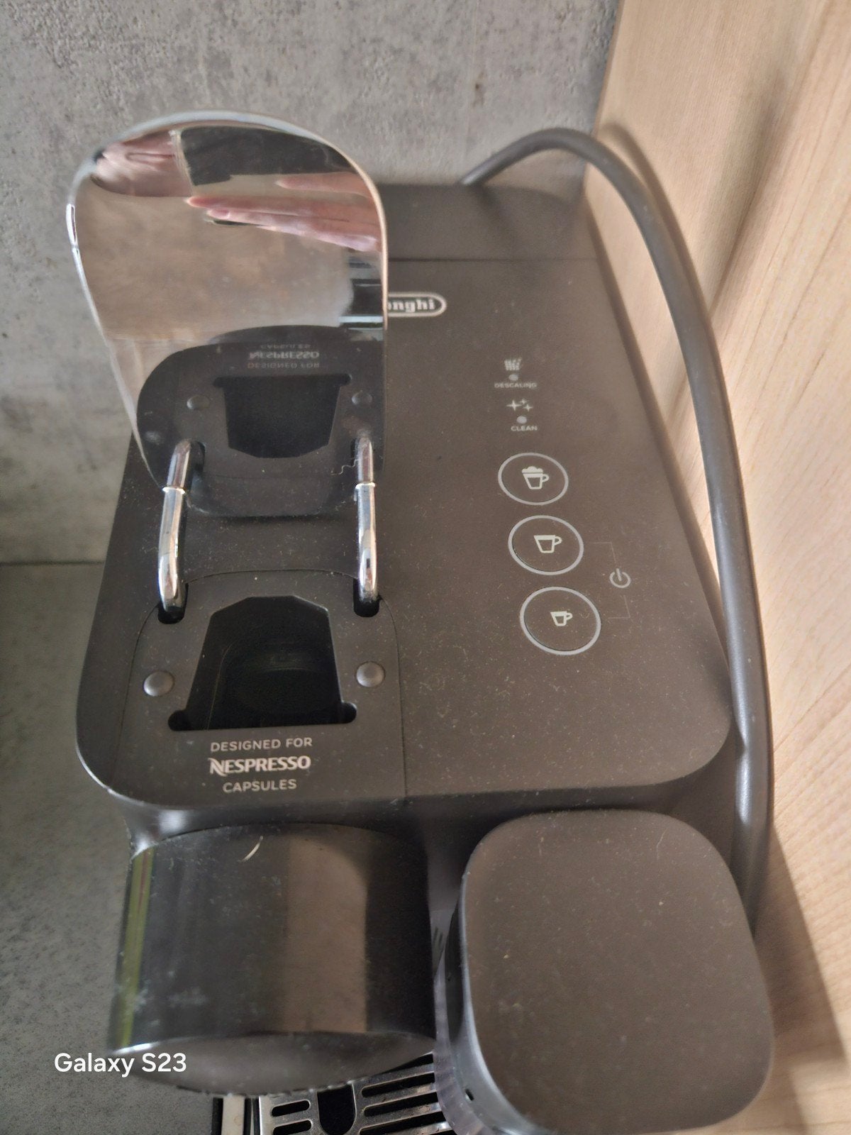 nespresso lattissima one noir, Ophalen