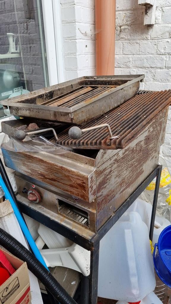 Lavasteen grill.