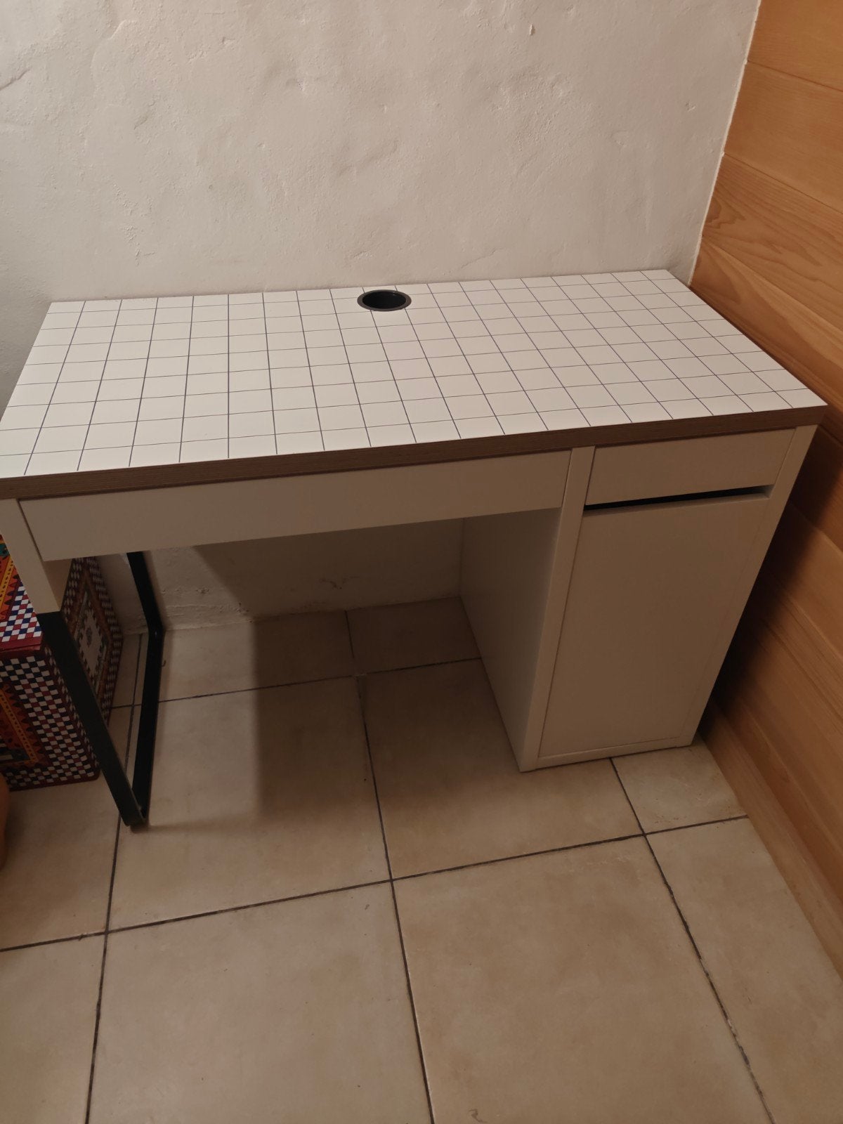bureau ikea, Enlèvement, IKEA