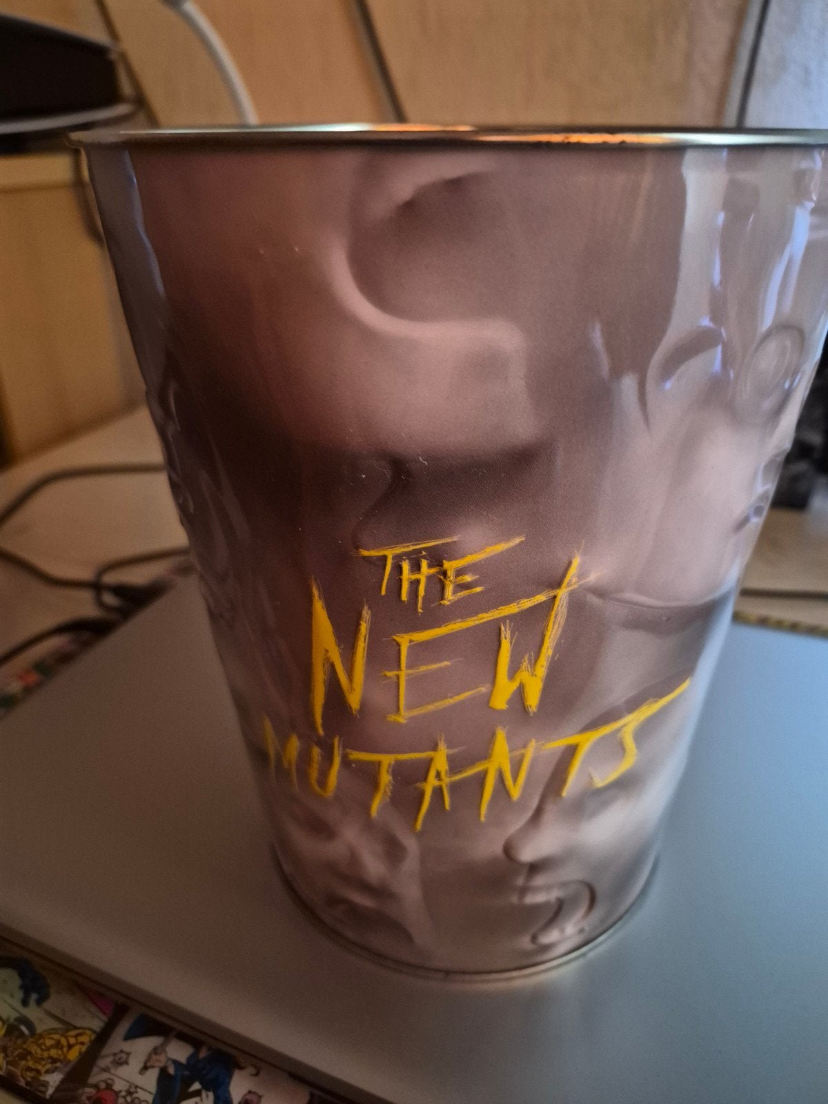 the new mutants popcorn emmer / bucket, Huis en Inrichting, Emmers, Ophalen