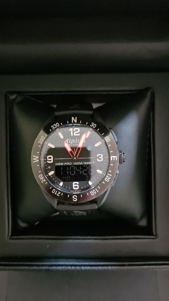 Alpina Alpiner X Horloge, Gebruikt, Polshorloge, Kunststof, Ophalen