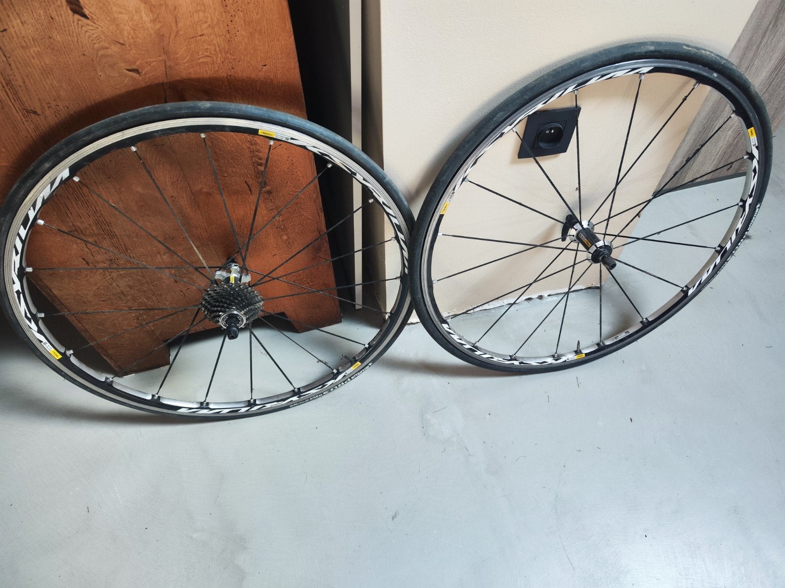 Roue ancienne vélo de course, Vélos & Vélomoteurs, Roue