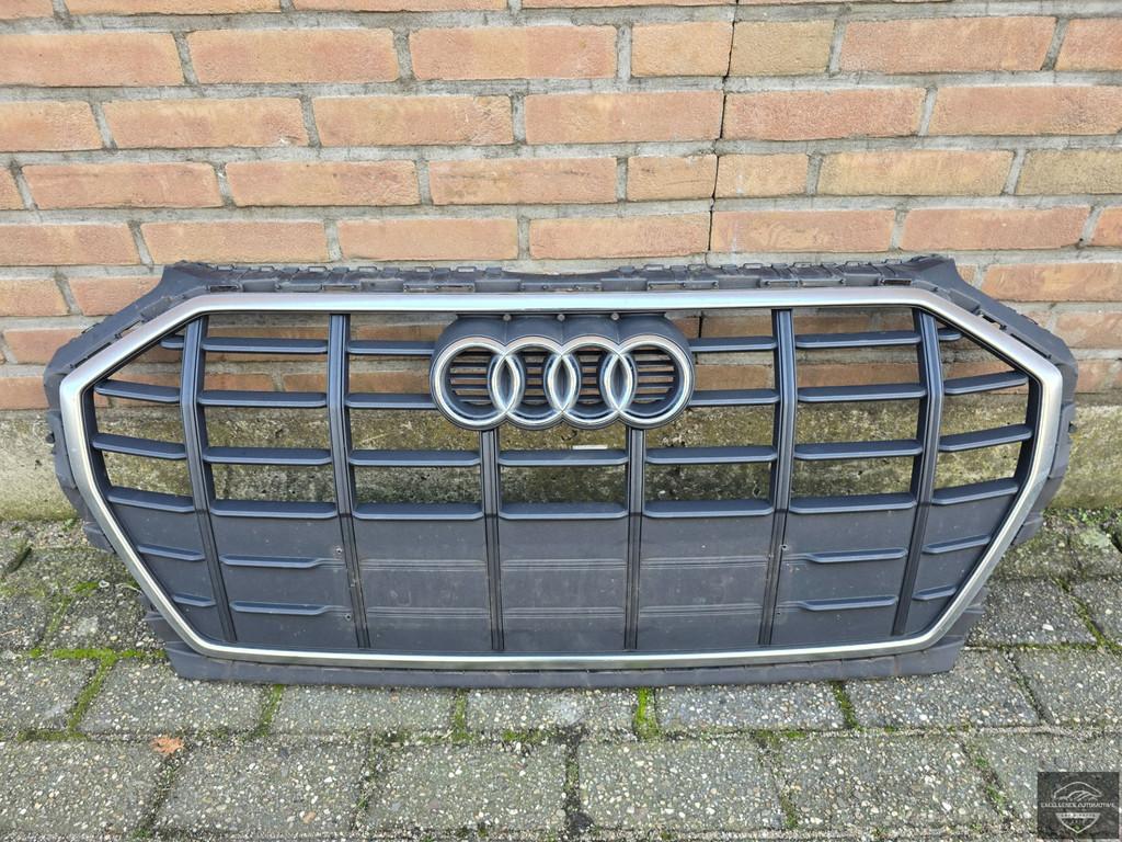 Calandre Audi Q5 80A Facelift 2020-2024 d'origine 80A853651, Autos : Pièces & Accessoires, AUDI AG, Auto-Union-Strasse 1
85045  Ingolstadt, DE