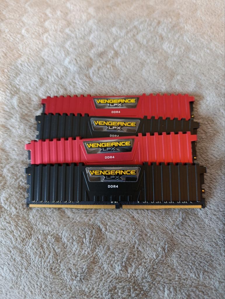 DDR4 16Gb 4x4Gb 2400Mhz cl16, Enlèvement, Utilisé, DDR4, Desktop