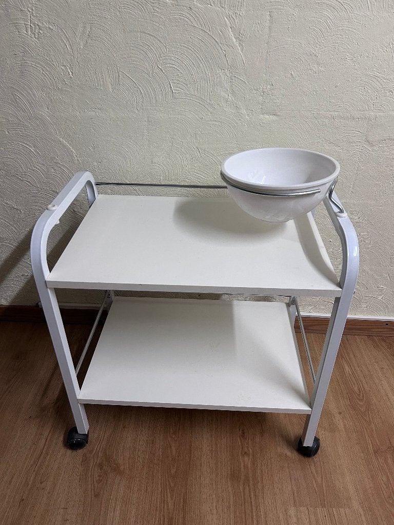 roltafel schoonheidssalon, Ophalen, Zo goed als nieuw, Lichaamsverzorging