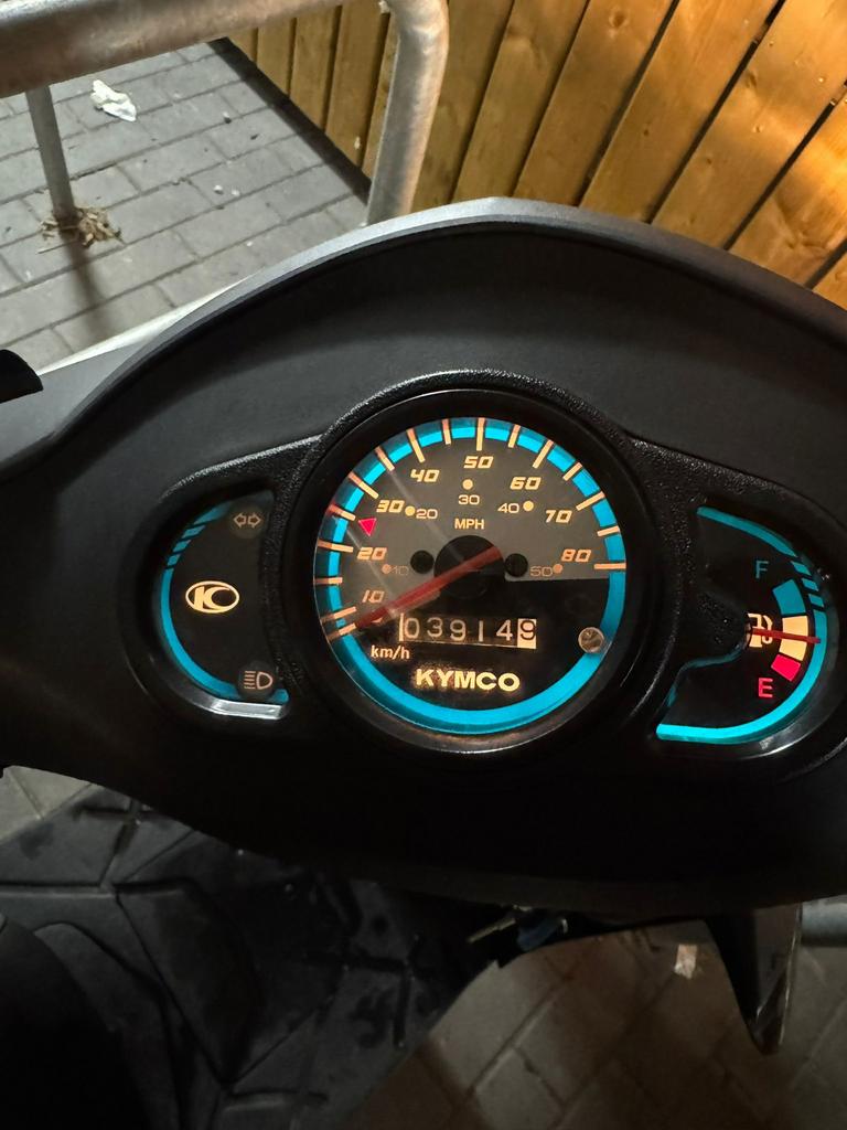 Kymco Agility 50 noir 2024 – 3914 km – comme neuf, Enlèvement, Utilisé, Classe A (25 km/h), Agility