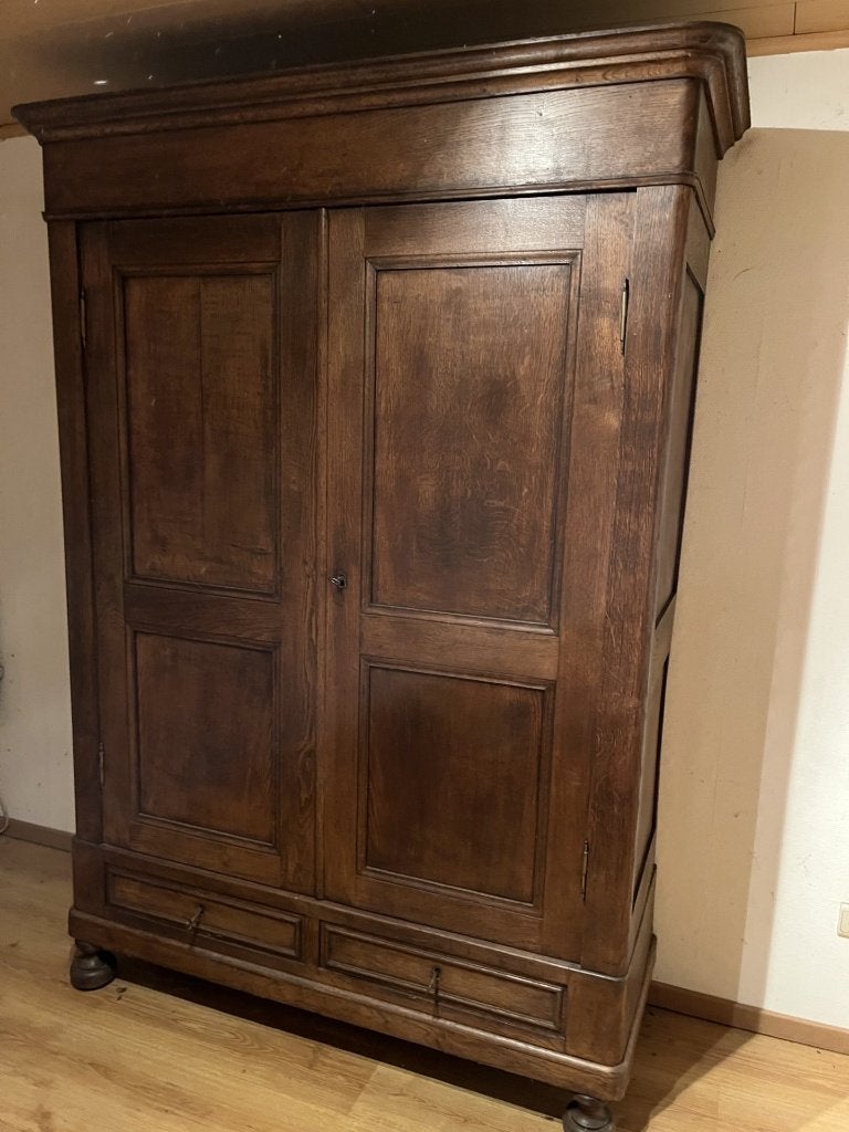 kast met pen gatverbinding, Ophalen