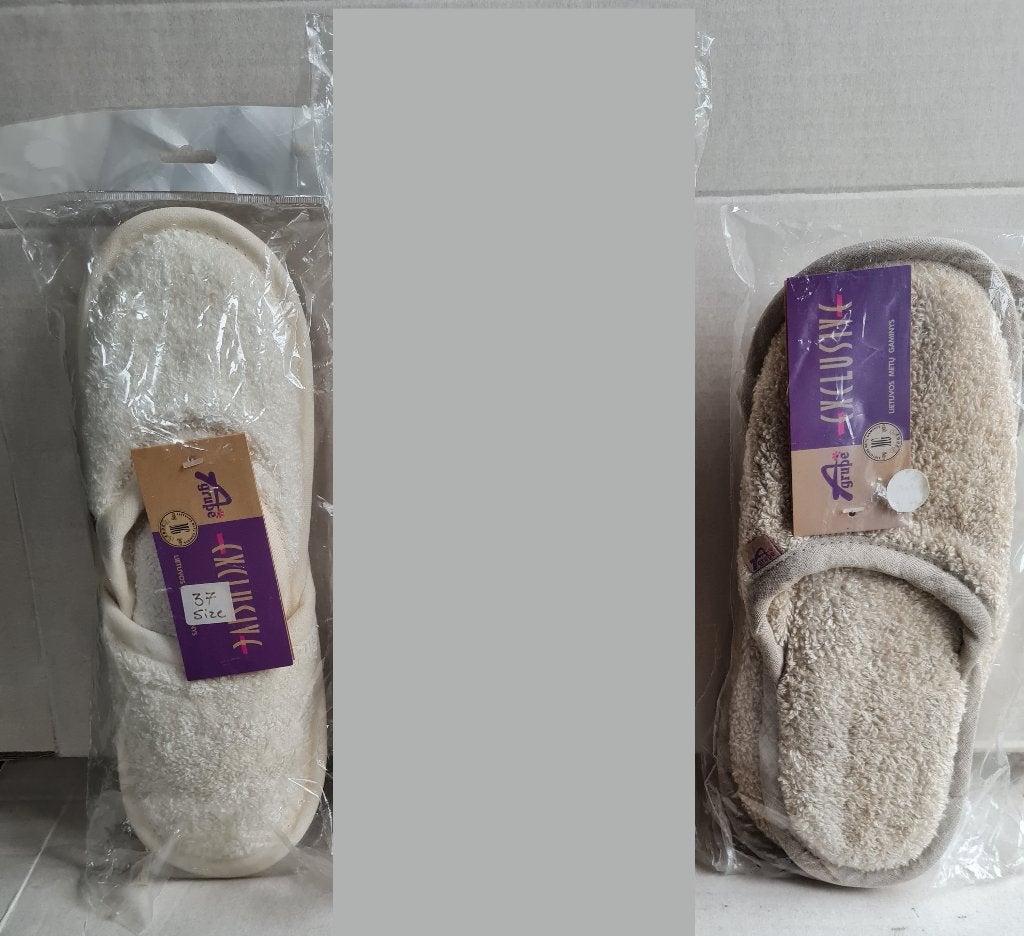 CADEAU 2 paires de chaussons S + M Wellness, sauna, 100% lin, Enlèvement ou Envoi, Neuf, Accessoires