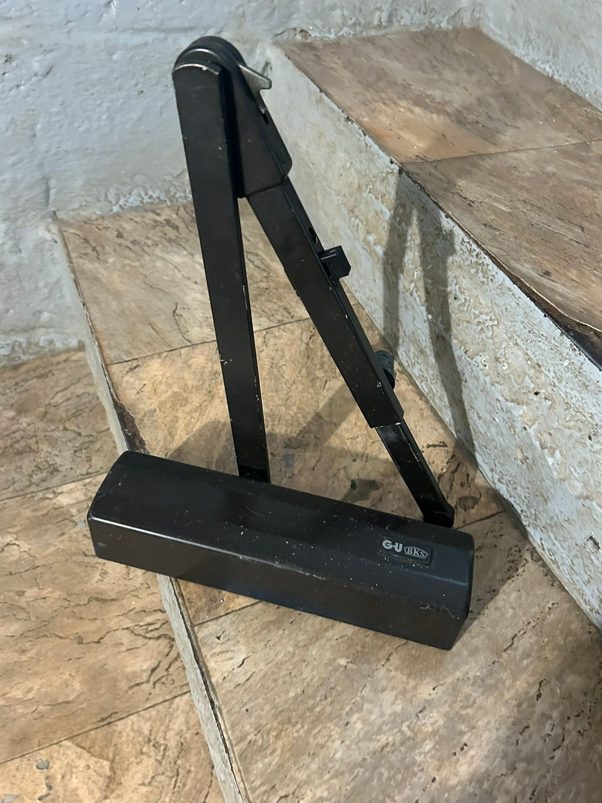 Ferme porte automatique, Enlèvement ou Envoi, Comme neuf