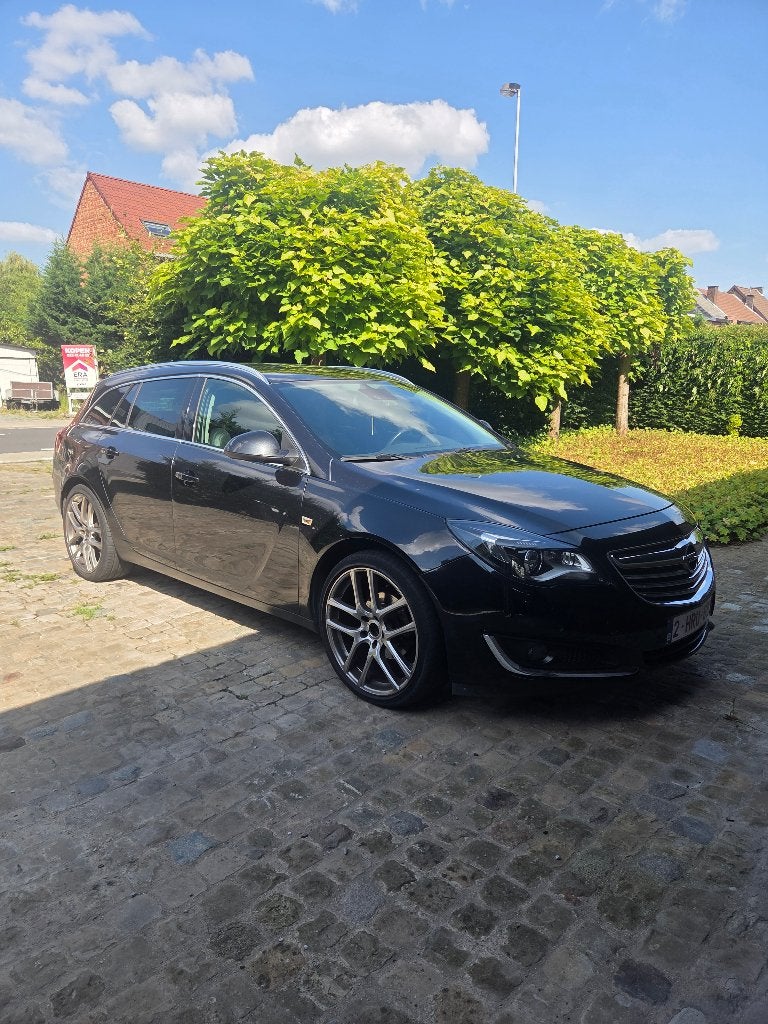 Opel insignia, Autos, Opel, Cuir, Noir, 5 portes, Automatique
